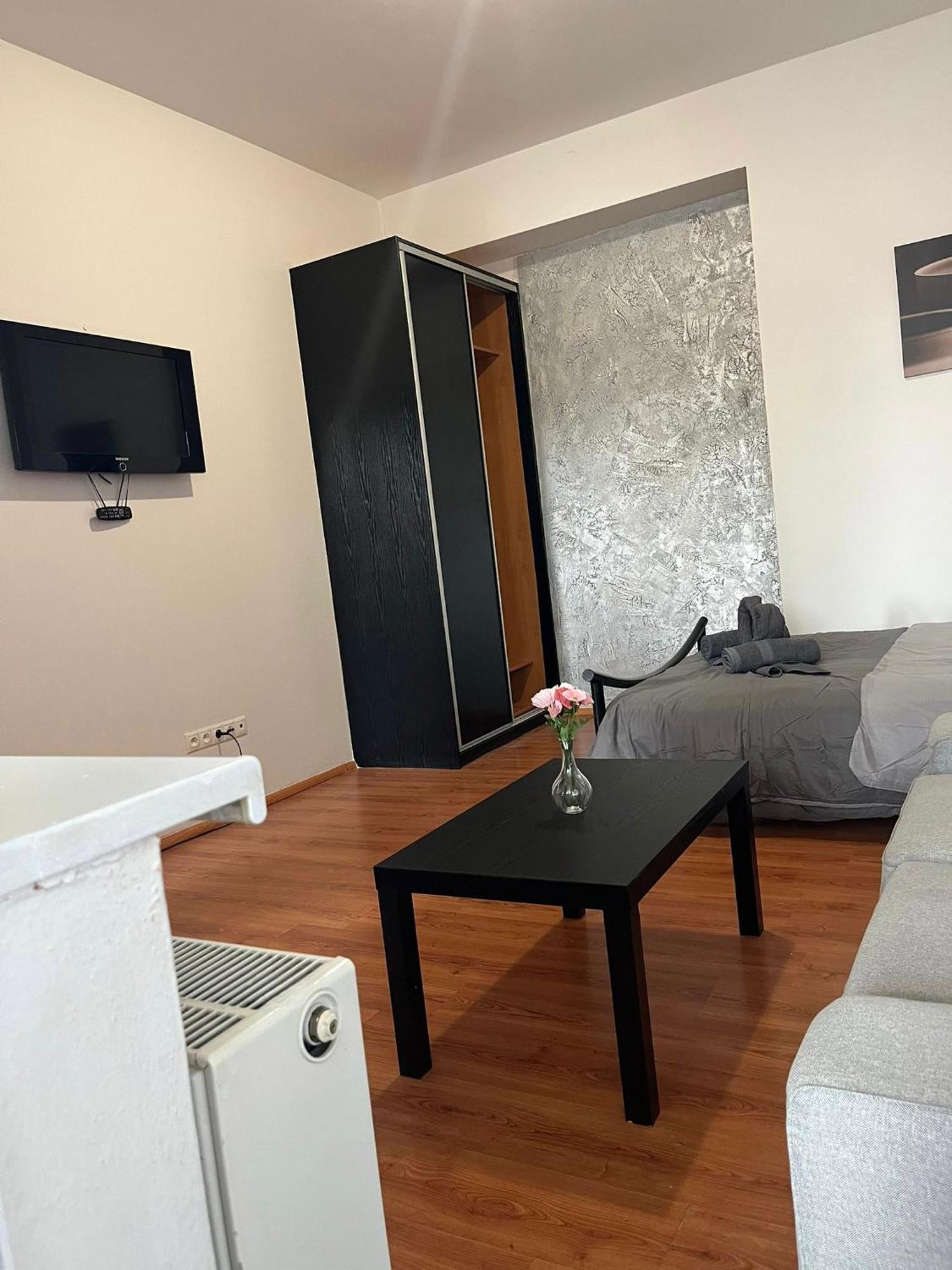 1St Plaza Apartment Bratislava Exterior foto